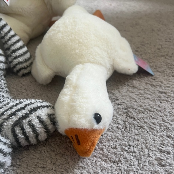 Assorted Plush Toy Collection - Picture 7 of 12